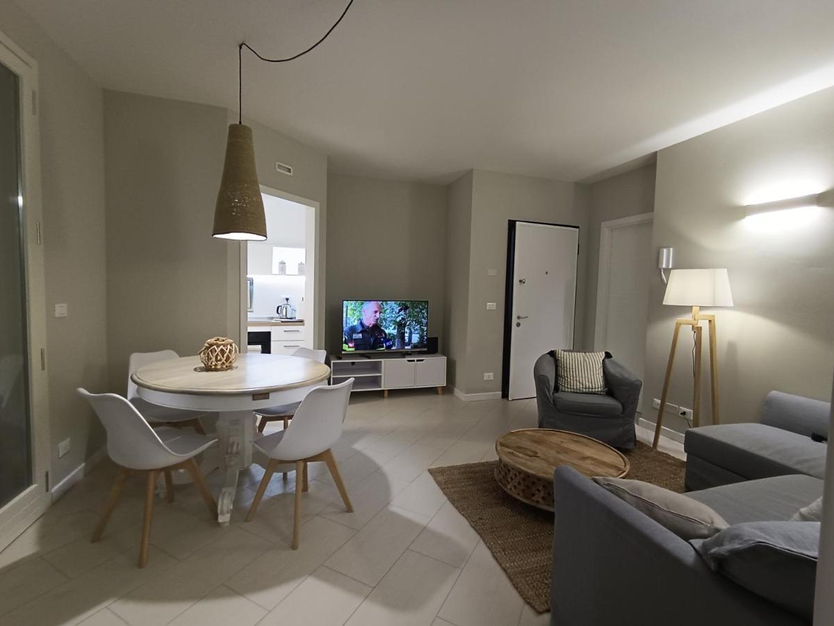 Casa Degli Aromi Apartment Лука Екстериор снимка