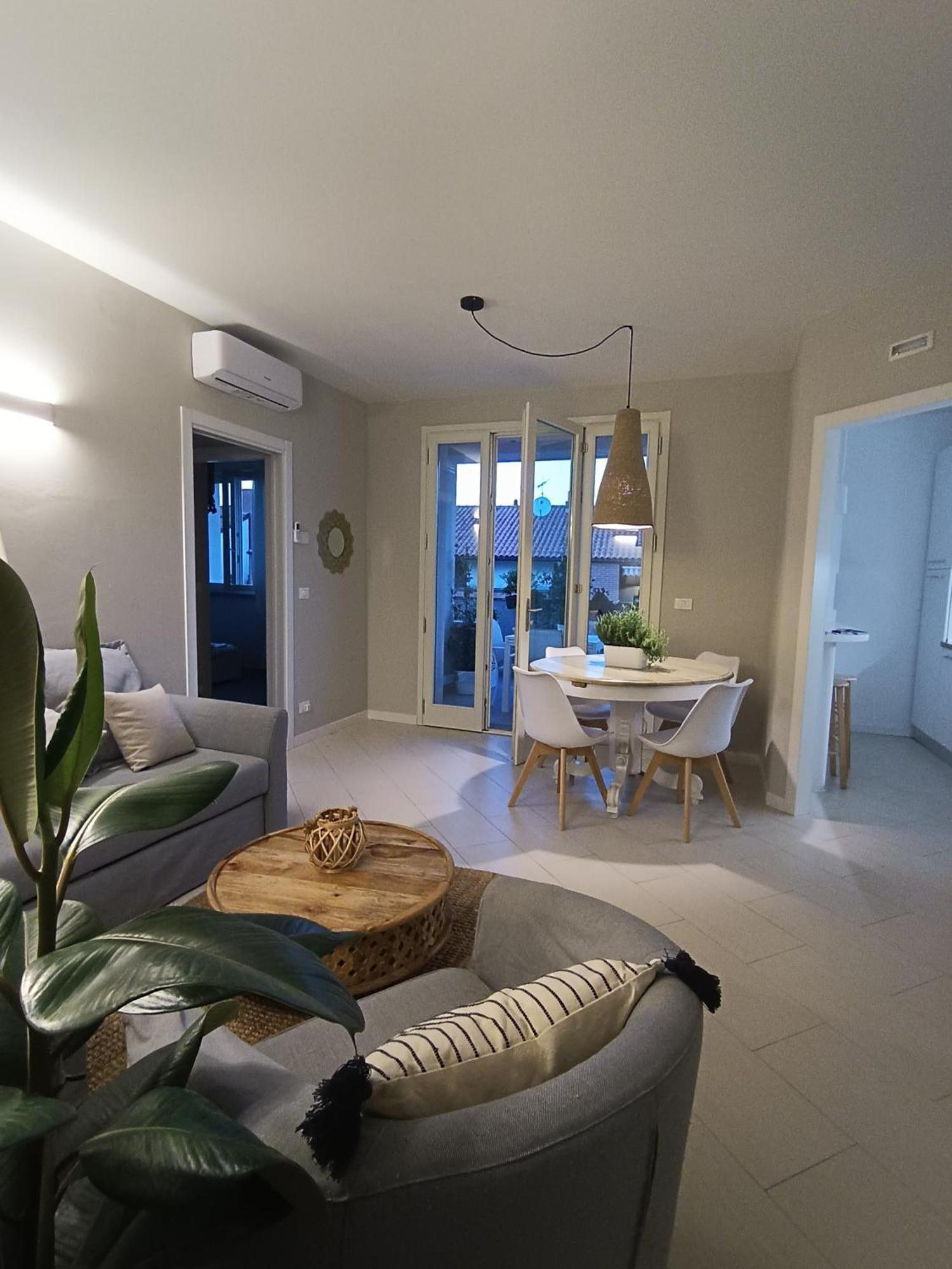 Casa Degli Aromi Apartment Лука Екстериор снимка
